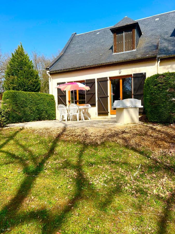 Gite Fuchsia Villa Carlux ภายนอก รูปภาพ