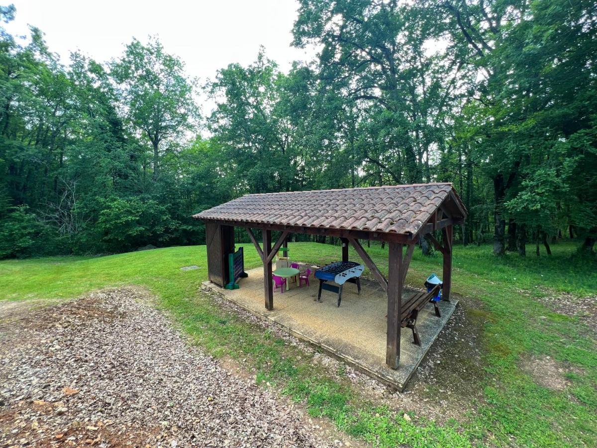 Gite Fuchsia Villa Carlux ภายนอก รูปภาพ
